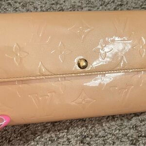 Louis Vuitton Women's Wallet